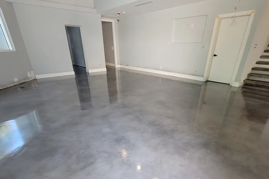 Micro topping and stained concrete floor